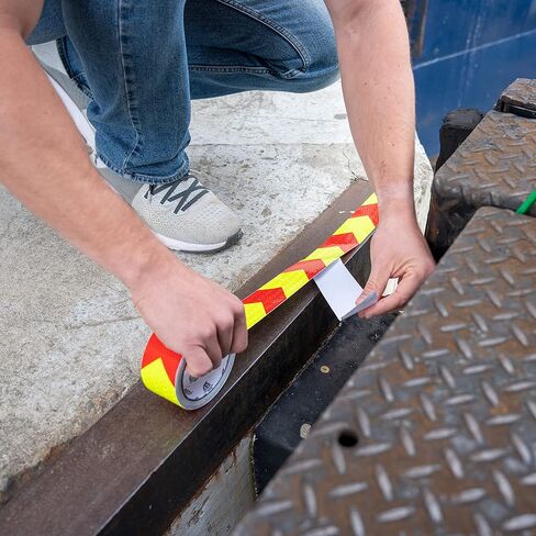 شريط عاكس ماكس برايت، شريط عاكس على شكل قرص العسل مقاس 30 قدمًا × 2 بوصة، شريط عاكس آمن للمقطورات والشاحنات والمعدات، شريط عاكس أصفر وأحمر، خارجي، مقاوم للماء، عبوتان in Kuwait