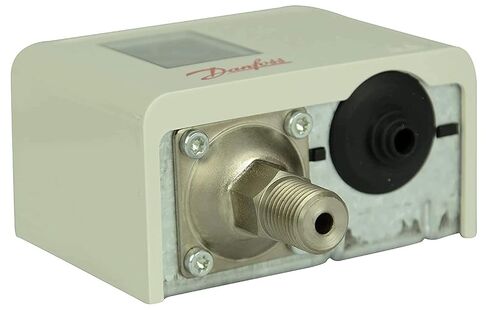 Manual Pressure Switch with SS Reducer (Range: 30 to 200 PSI) for Compressors, HVAC, Hydraulics, by Danfoss Model: KP36 (Pack of 1) in Kuwait