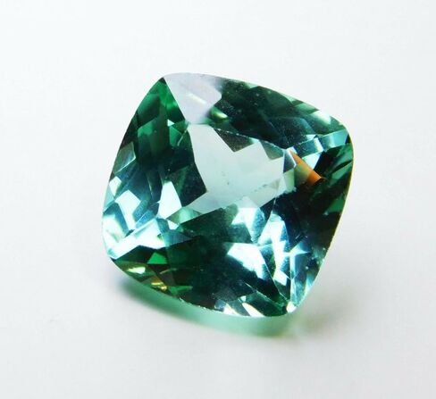 Ring Size Square Cushion Cut 8 Ct Grandidierite NATURAL Green Loose Gemstone in Kuwait