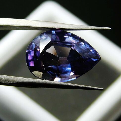Natural Alexandrite Color Change CERTIFIED 8.9 Ct Pear Ring Size Loose Gemstone in Kuwait