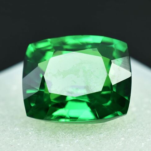 Tsavorite Garnet Flawless Ceylon 10 Ct Loose Gemstones Cushion Excellent Cut AAA in Kuwait
