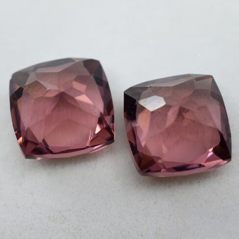 زوج معتمد من الياقوت الطبيعي Padparadscha 18.12 قيراط مربع الشكل من الأحجار الكريمة in Kuwait