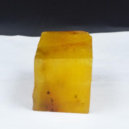 CERTIFIED 521.85 Ct Natural Yellow Sapphire Uncut Rough Earth Mined Gemstone in Kuwait