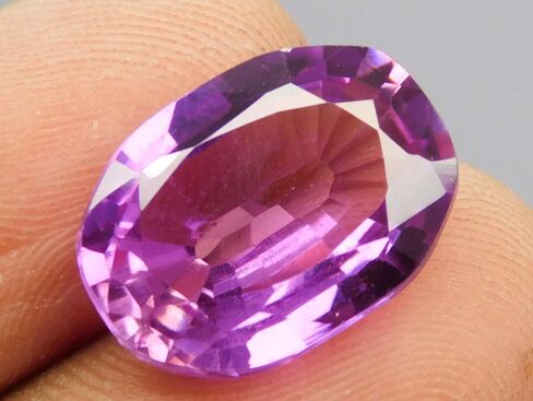 8.21 Ct CERTIFIED Natural Taaffeite Purple Oval Cut Ring Size Loose Gemstone in Kuwait