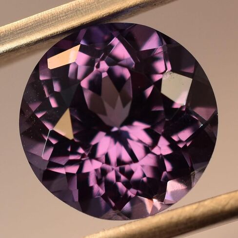 Natural Alexandrite Loose Gemstone Certified Round Shape 4.75 Ct Color Changing in Kuwait