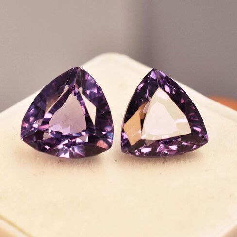 18.46 Ct Natural ALEXANDRITE Color Change TRILLION Shape CERTIFIED Gemstone Pair in Kuwait