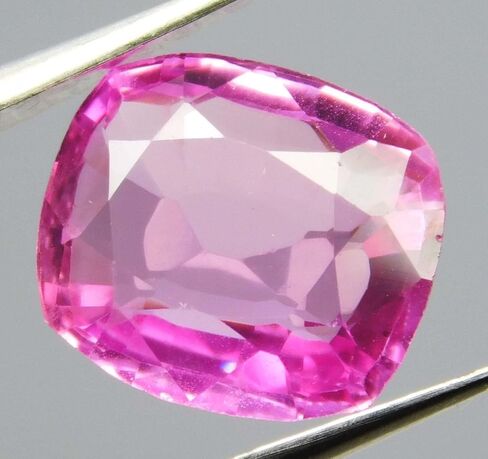 Loose PINK Ceylon Sapphire NATURAL Gemstone 5.15 Ct Cushion Cut AAA+ CERTIFIED in Kuwait