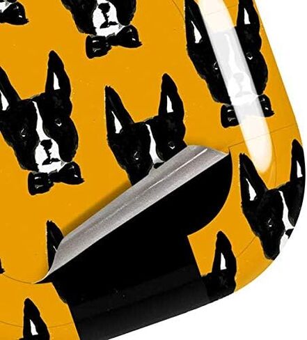 غلاف صوتي من Skinit متوافق مع Samsung Galaxy Buds Pro - تصميم Bouffants and Broken Hearts Boston Terrier in Kuwait