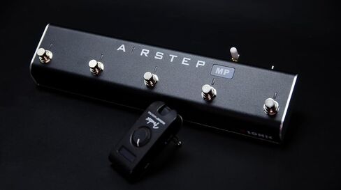 إصدار XSONIC AIRSTEP MP، Fender Mustang Micro Plus Footswitch، تبديل الإعدادات المسبقة، تبديل التأثيرات، ضبط سرعة النقر، وإشراك الموالف، وتخصيص معلمات الدواسة من خلال تطبيق Fender Tone in Saudi Arabia