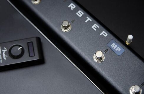 إصدار XSONIC AIRSTEP MP، Fender Mustang Micro Plus Footswitch، تبديل الإعدادات المسبقة، تبديل التأثيرات، ضبط سرعة النقر، وإشراك الموالف، وتخصيص معلمات الدواسة من خلال تطبيق Fender Tone in Saudi Arabia