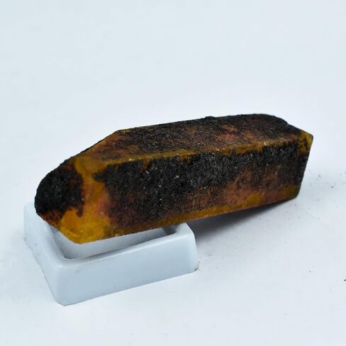 Stunning Earth Mined Natural Yellow Sapphire 195.45 Ct Rough CERTIFIED Gemstone in Kuwait