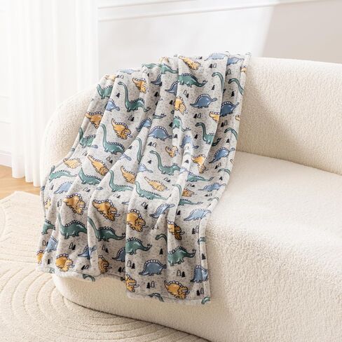 بطانية الأطفال Berkshire Pooh Bear VelvetLoft® - غطاء حضانة من الصوف الدافئ، بطانية طفل صغير لسرير الأطفال وعربة الأطفال والسفر، هدية مثالية لحديثي الولادة، بوه وخنزير صغير محايد ليوم عاصف، 76.2 سم × 101.6 سم in Kuwait