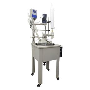 مفاعل مختبر بطبقة واحدة 30 لتر مع زجاج بوروسيليليك مرتفع وصمامات PTFE 110 فولت للتحكم في درجة الحرارة الثابتة للمختبر الزجاجي للمفاعل الكيميائي وعاء مفاعل مغلف لتقطير تفاعل المختبر in Saudi Arabia