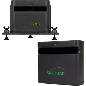 حزمة شاشة إطلاق SkyTrak ST MAX وحزمة الدرع الواقي - دقة رادارية وقياسية ضوئية مزدوجة، وتدريب سريع مدعوم من GOLFTEC، ودقة على مستوى الجولة لمحاكيات الجولف الداخلية in Kuwait