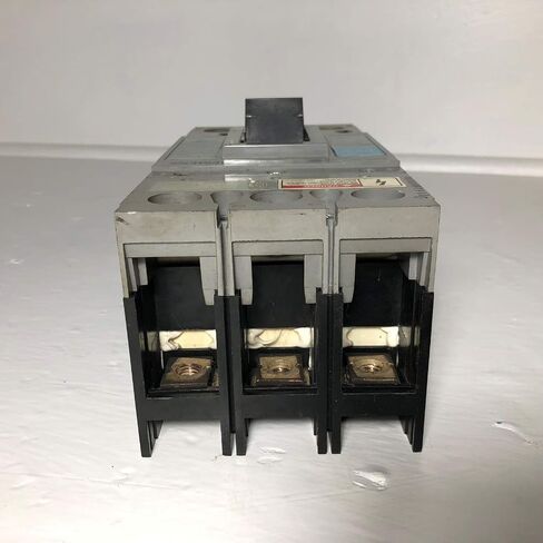 قاطع دائرة سيمنز FXD63B250، FD، 3P، 250A، 600V in Kuwait