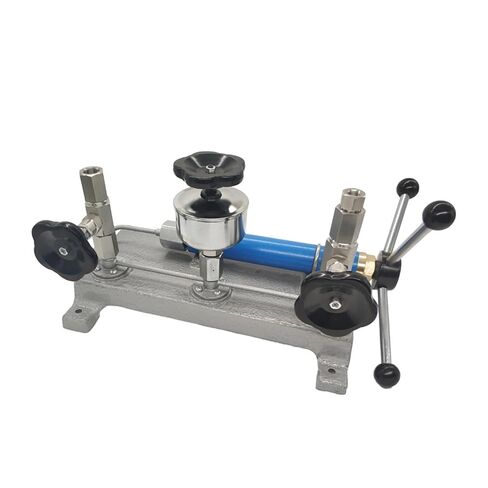 Pressure Calibration Table Manual Hydraulic Pressure Test Equipment 0~600Bar Pressure Gauge Calibration Machine Pressure Calibrator in Kuwait
