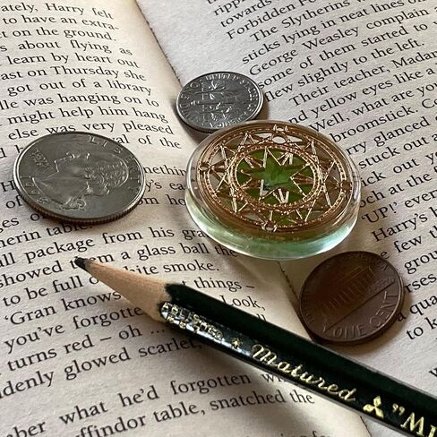 Real Four Leaf Clover Good Luck Pocket Token, Preserved, 1.25", Including Metal Ornament (Dream Catcher) in Saudi Arabia
