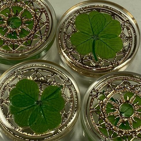 Real Four Leaf Clover Good Luck Pocket Token, Preserved, 1.25", Including Metal Ornament (Dream Catcher) in Saudi Arabia