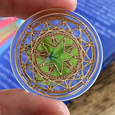 Real Four Leaf Clover Good Luck Pocket Token, Preserved, 1.25", Including Metal Ornament (Dream Catcher) in Saudi Arabia