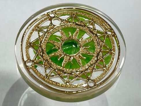 Real Four Leaf Clover Good Luck Pocket Token, Preserved, 1.25", Including Metal Ornament (Dream Catcher) in Saudi Arabia