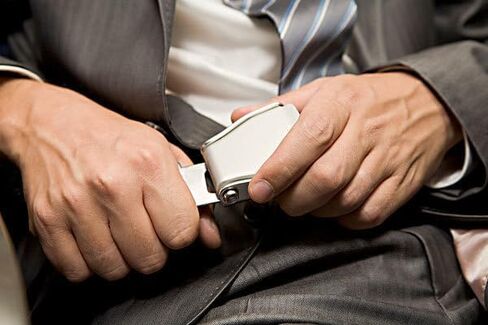 حزام مقعد الطائرة، قابل للتعديل من 7 إلى 32 بوصة - مناسب لجميع شركات الطيران - حقيبة حمل مجانية in Kuwait
