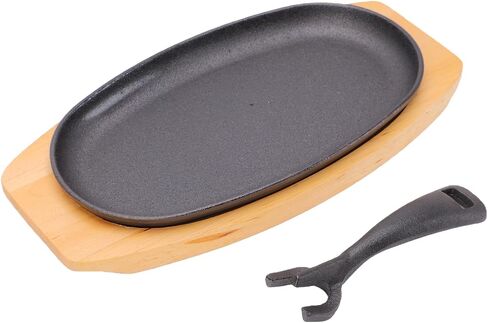 Small Cast Iron Sizzling Plate with Wooden Tray and Handle - Perfect for Professional Chefs in Kuwait