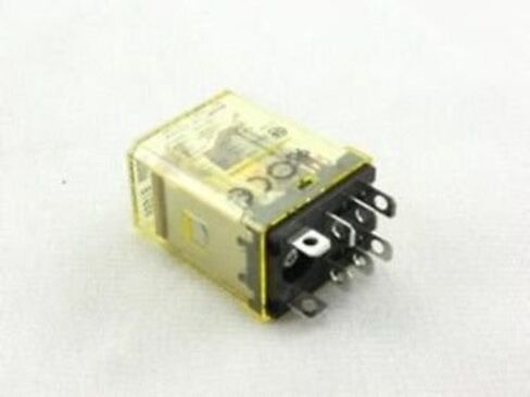 2 القطب DPDT 10 أمبير.UL آيس كيوب ريلاي 24Vac LED IDEC RH2B-UL-AC24V in Kuwait