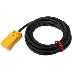 2PCS F3N-18DN05-N / N2 / P / P2 R2M Square Switch Sensor(F3N-18DN05-P) in Kuwait