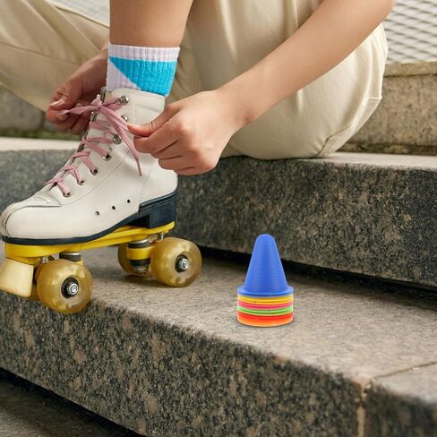 12pcs Plastic Agility Cones Mini Sports Training Cones Skating Obstacles for Soccer Basketball Drills and Outdoor Practice in Kuwait