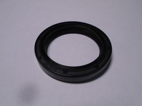 TC 40X53X8 NBR Rotary Shaft Oil/Dust Seal 40mm ID X 53mm OD X 8mm Thick in Kuwait