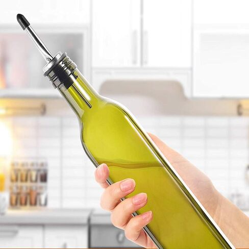 أدوات سكب الزجاجات الكلاسيكية من الفولاذ المقاوم للصدأ، قطعتان من زجاجات الزيت، زجاجة مشروبات كحولية مخروطية الشكل مع أغطية غبار مطاطية in Kuwait