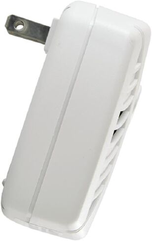 First Alert 1039734 Fat Plug-in Carbon Monoxide Alarm with Battery Backup, 8.50" x 6.75" x 2.25" in Kuwait
