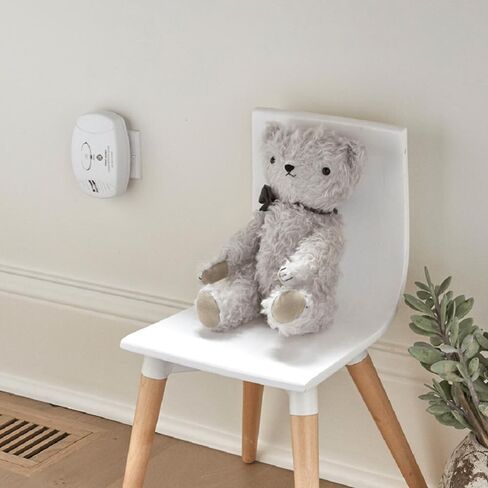 First Alert 1039734 Fat Plug-in Carbon Monoxide Alarm with Battery Backup, 8.50" x 6.75" x 2.25" in Kuwait