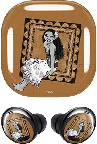 غلاف صوتي من Skinit متوافق مع Galaxy Buds Pro - تصميم فني مرخص رسميًا من Disney Princess Moana Winking Art in Kuwait