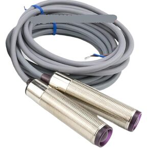 1 قطعة M18 الكهروضوئية التبديل الاستشعار الكهروضوئية التعريفي التبديل DC24v المسافة 5 متر 15 متر NPN PNP (5 متر PNP عادي مفتوح) in Kuwait