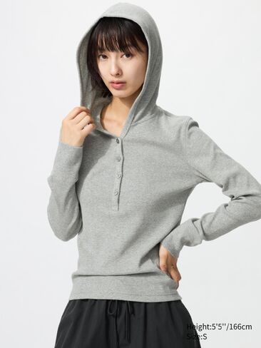 Uniqlo مقنعين مضلع كم طويل T in Kuwait