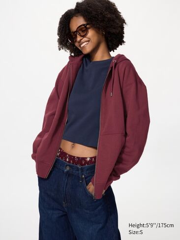 Uniqlo سويت هوديي بسحاب كامل in Kuwait
