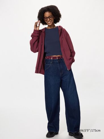 Uniqlo سويت هوديي بسحاب كامل in Kuwait