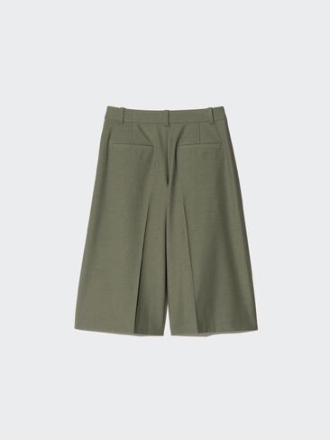 Uniqlo كولوتيس الذكية in Kuwait
