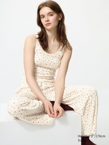 Uniqlo Ribbed Wide Easy Pants | Flower in Kuwait