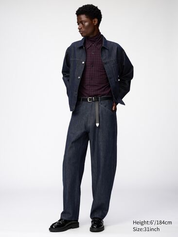 Uniqlo Barrel Jeans in Kuwait
