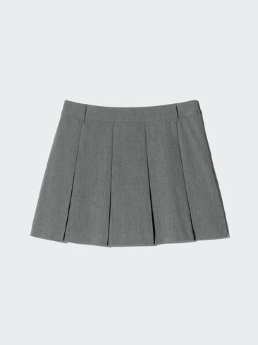 Uniqlo Pleated Skort in Kuwait