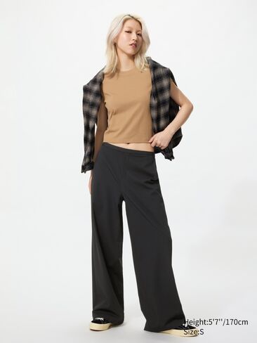 Uniqlo السراويل الذكية سهلة in Kuwait
