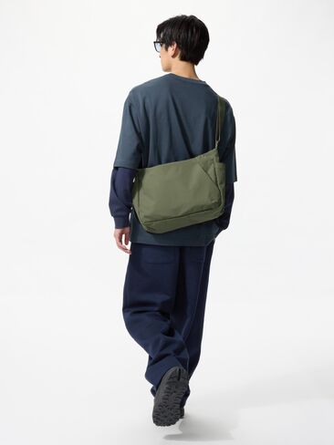 Uniqlo Utility Shoulder Bag in Kuwait