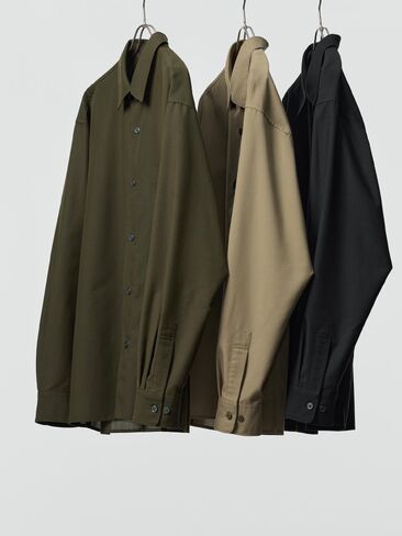 Uniqlo Easy Care Soft Shirt in Kuwait