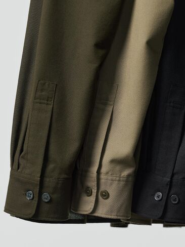 Uniqlo Easy Care Soft Shirt in Kuwait