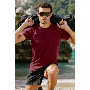 Alo Yoga Conquer Reform Crewneck Short Sleeve - Garnet in Kuwait