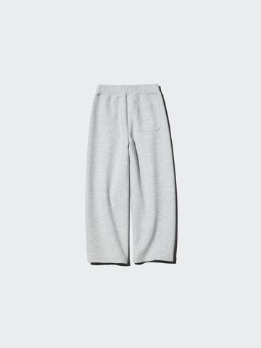 Uniqlo سروال واسع للعرق الجاف in Kuwait