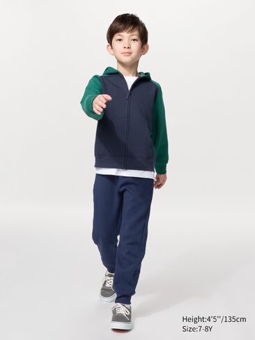Uniqlo DRY Sweat Pants in Kuwait