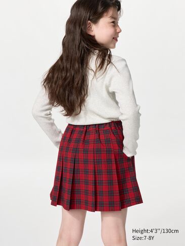 Uniqlo مطوي ميني Skort in Kuwait